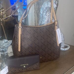 Liz Claiborne Brown Patterned Women's Bag and Wallet Set